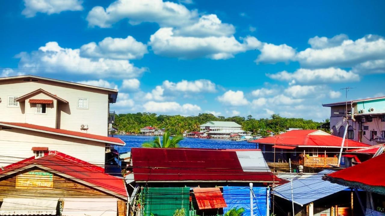 Villa Poetry Garden Bocas Town Colon Island Extérieur photo