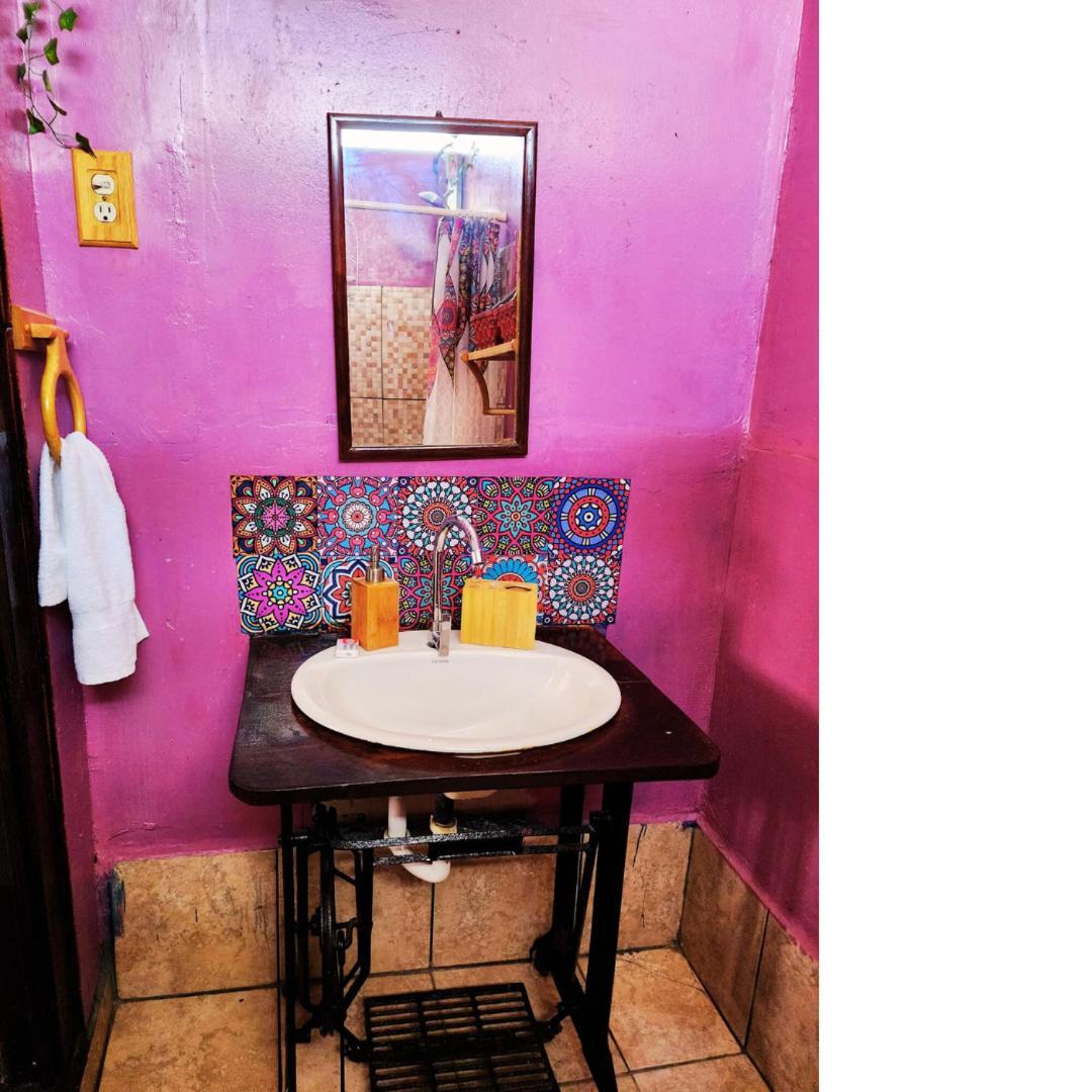 Villa Poetry Garden Bocas Town Colon Island Extérieur photo